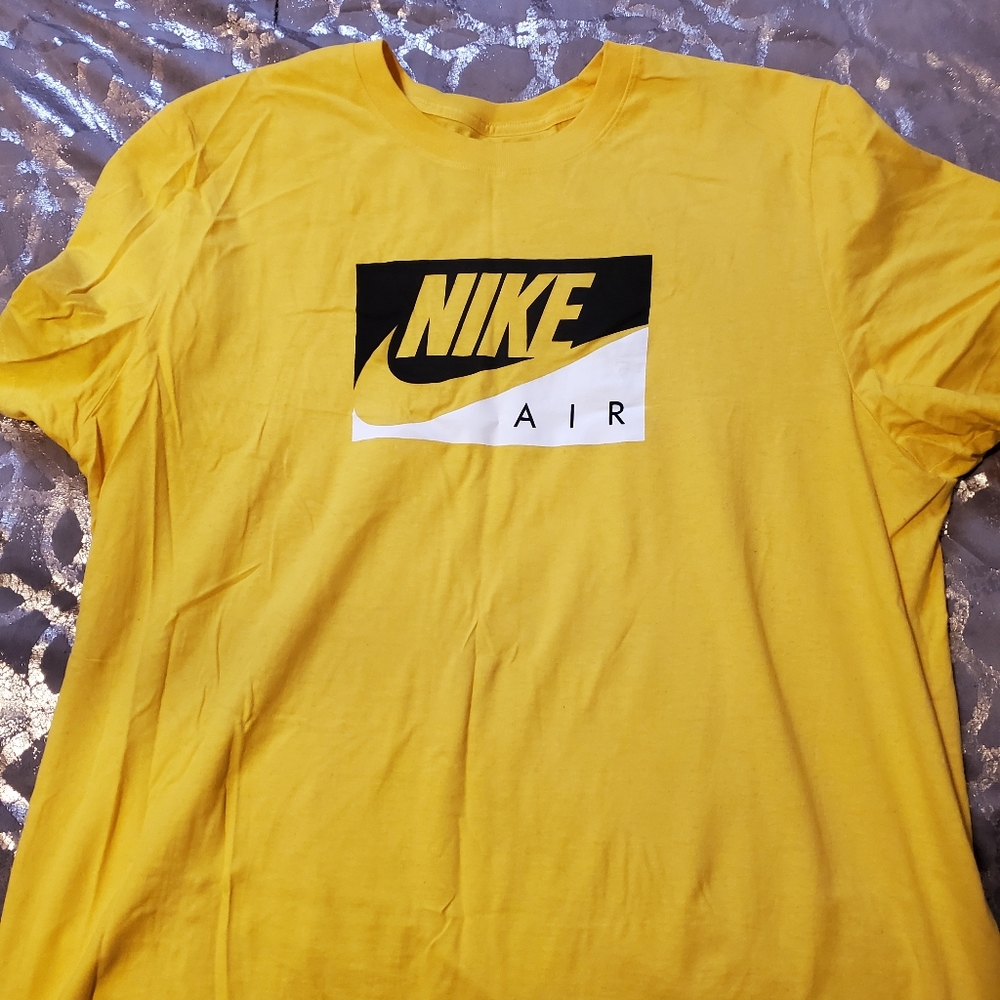 Nike T-Shirt